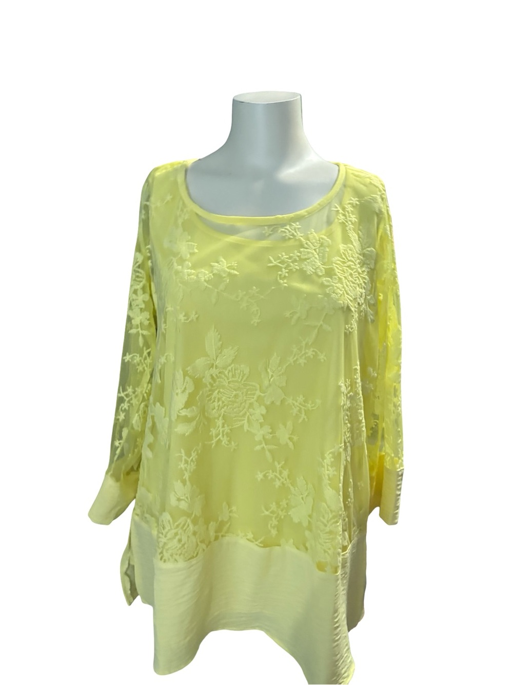 Nina Leonard Pale Yellow Floral Lace Tunic Top